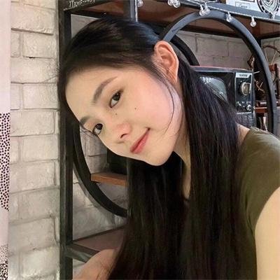 爱在年少时 封面